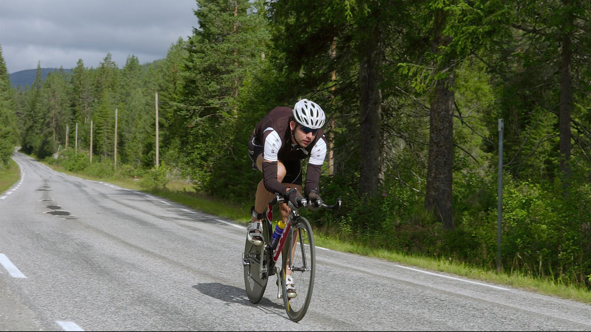 杰伦格林爆发与掘金铁壁，当进攻狂潮撞上防守艺术