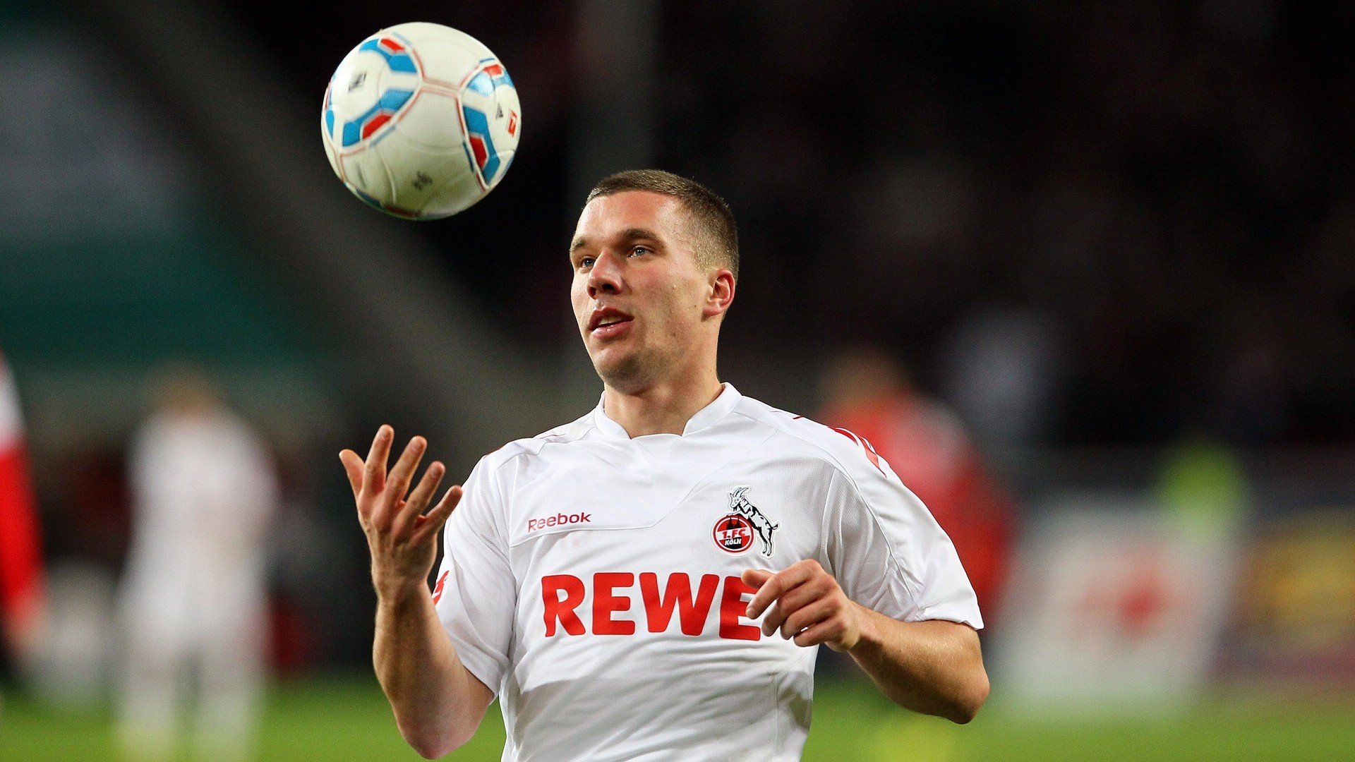 孤胆与洪流，武切维奇抢七夜接管比赛，掘金火力如何压制马刺王朝余晖？